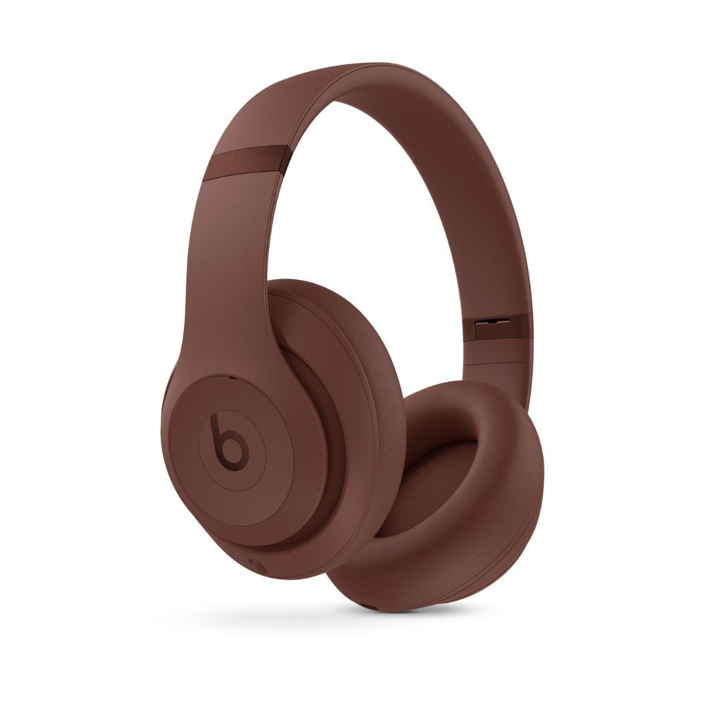 Beats Studio Pro x Kim Special Edition