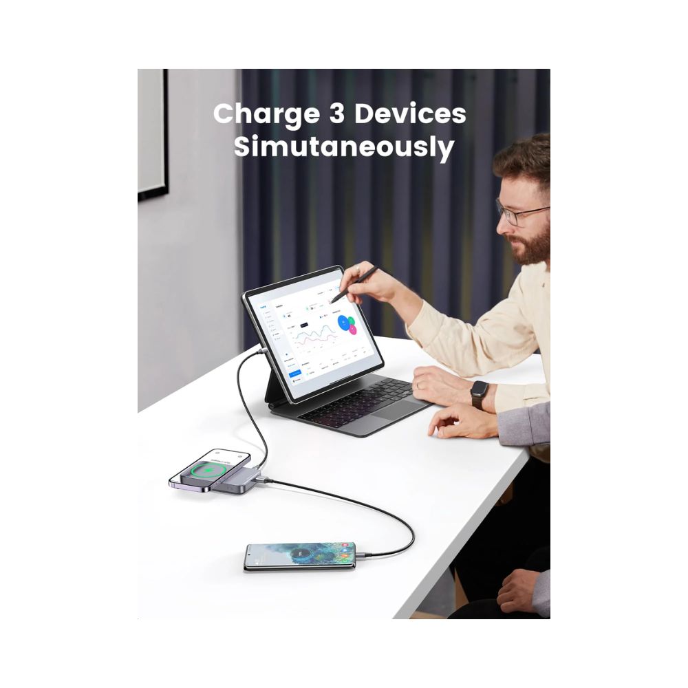 UGREEN Foldable Kickstand Magnetic Battery 10000mAh
