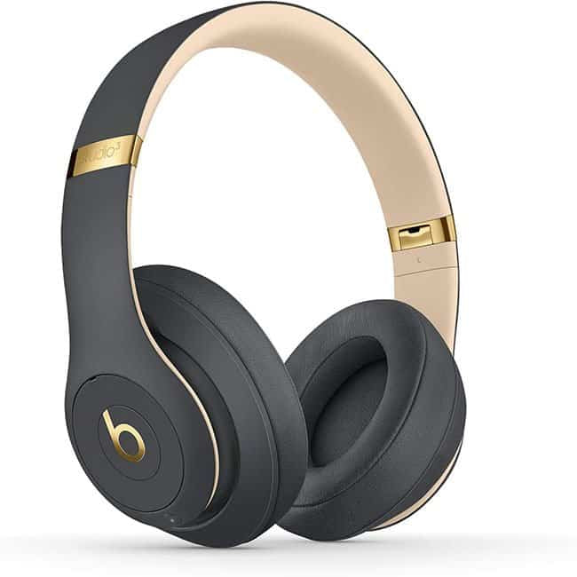Beats Studio3 Wireless Over-Ear Headphones - The Beats Decade Collection - Defiant Black-Red