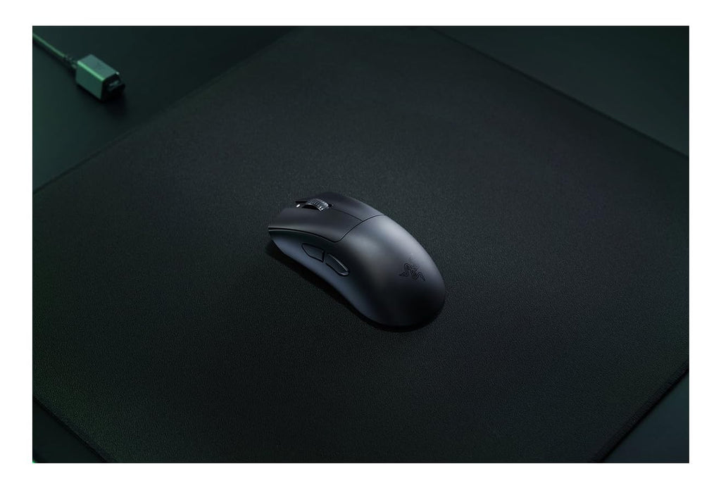 DeathAdder V3 HyperSpeed Wireless Esports Gaming Mouse, 55 g Lightweight, Ergonomic & Smooth Touch Texture, Up to 100 Hr Battery, G Battery life Up to 100 hours at 1000 Hz Up to 20 hours at 8000 Hz*