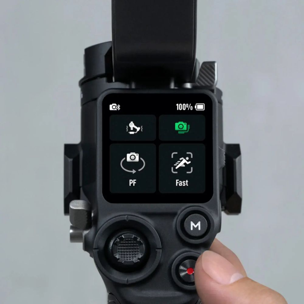 DJI RS 3 Pro Gimbal Stabilizer Combo